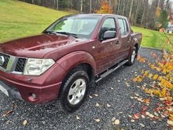 Röd Begagnad 2006 Nissan Navara Pickup | 49 000 kr (Bra pris)
