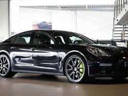 Svart Begagnad 2018 Porsche Panamera Turbo S Sedan | 895 000 kr