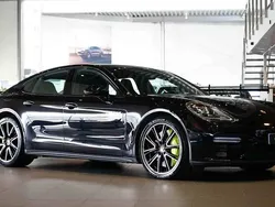 Svart Begagnad 2018 Porsche Panamera Turbo S Sedan | 895 000 kr