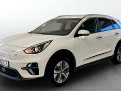 Vit (white) Begagnad 2021 Kia e-Niro 3 SUV | 279 900 kr (Marknadspris)