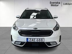 Vit Begagnad 2017 Kia Niro 2 SUV | 174 200 kr (Marknadspris)