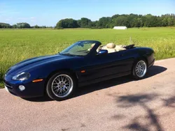 Blå Begagnad 2005 Jaguar XK Cab | 210 000 kr