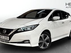 Svart Begagnad 2021 Nissan Leaf N-Connecta Halvkombi | 169 900 kr (Marknadspris)
