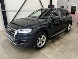 Grå Begagnad 2018 Audi Q5 Design SUV | 279 800 kr (Lite dyr)