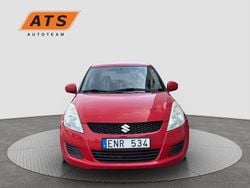 Röd Begagnad 2010 Suzuki Swift Halvkombi | 54 900 kr (Bra pris)