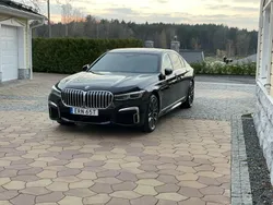 Svart Begagnad 2021 BMW 745 M Sport Sedan | 720 000 kr