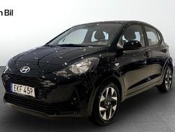 Svart Begagnad 2023 Hyundai i10 Essential Halvkombi | 154 900 kr (Marknadspris)