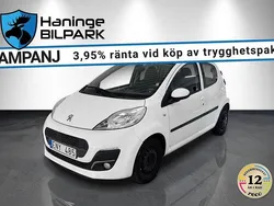 Vit Begagnad 2013 Peugeot 107 Halvkombi | 54 900 kr (Marknadspris)