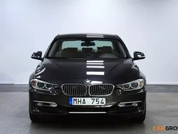 Brun Begagnad 2012 BMW 320 Sedan | 127 900 kr (Marknadspris)