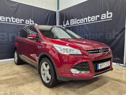 Mörkröd Begagnad 2015 Ford Kuga Titanium SUV | 115 000 kr (Marknadspris)