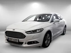 Vit Begagnad 2015 Ford Mondeo Titanium Halvkombi | 135 000 kr (Marknadspris)