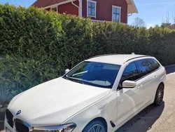 Vit Begagnad 2019 BMW 520 Sport Line Kombi | 299 000 kr (Bra pris)