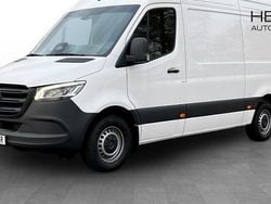 Vit Begagnad 2024 Mercedes Sprinter Van | 469 900 kr