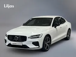Vit Begagnad 2020 Volvo S60 R-Design Sedan | 389 900 kr (Marknadspris)