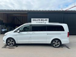Vit Begagnad 2017 Mercedes V250 Avantgarde Minibuss | 380 000 kr (Dyr)
