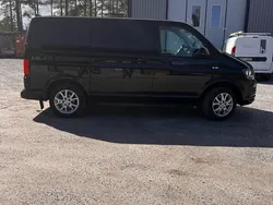 Svart Begagnad 2016 VW T6 Van | 195 000 kr (Superpris)