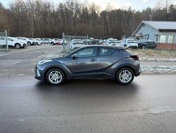 Begagnad 2023 Toyota C-HR SUV | 165 000 kr