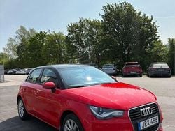 Röd Begagnad 2014 Audi A1 Sportback Sport Halvkombi | 85 000 kr (Marknadspris)