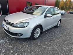 Ljusbrun (brun) Begagnad 2010 VW Golf Halvkombi | 71 900 kr (Lite dyr)