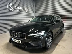 Svart Begagnad 2022 Volvo V60 Inscription Kombi | 319 500 kr (Bra pris)
