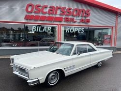 Persian vit Begagnad 1966 Chrysler 300 Sportkupé | 239 000 kr