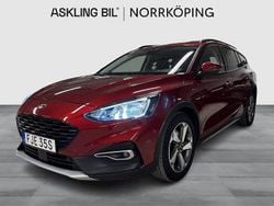 Röd Begagnad 2019 Ford Focus Active Kombi | 174 000 kr (Marknadspris)