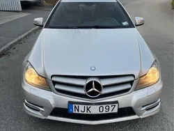 Silver Begagnad 2013 Mercedes C180 AMG Sportkupé | 159 500 kr (Marknadspris)