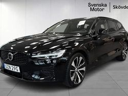 Svart Begagnad 2023 Volvo V60 Plus Kombi | 418 200 kr (Dyr)
