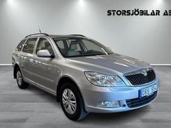 Silver Begagnad 2010 Skoda Octavia Elegance Kombi | 59 000 kr (Marknadspris)