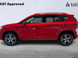 Röd Begagnad 2022 Seat Ateca FR SUV | 279 900 kr (Marknadspris)