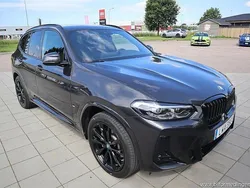 Grå Begagnad 2023 BMW X3 M Sport SUV | 609 900 kr