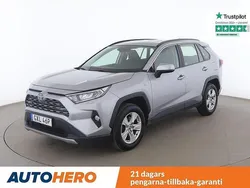 Silver Begagnad 2019 Toyota RAV4 Hybrid SUV | 265 000 kr (Bra pris)