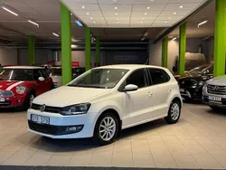 Vit Begagnad 2013 VW Polo Halvkombi | 89 900 kr (Lite dyr)