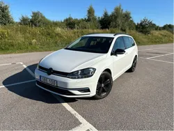 Vit Begagnad 2017 VW Golf VII Kombi | 158 000 kr (Lite dyr)