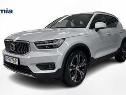 Silver Begagnad 2022 Volvo XC40 Inscription SUV | 394 900 kr (Marknadspris)