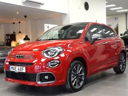 Röd Begagnad 2023 Fiat 500X Dolcevita SUV | 384 900 kr