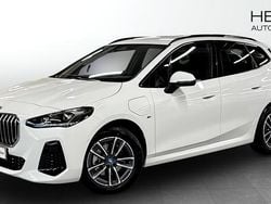 Vit (white) Begagnad 2025 BMW 225 Active Tourer M Sport Minibuss | 458 700 kr (Dyr)