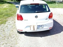Vit Begagnad 2015 VW Polo Halvkombi | 80 000 kr (Marknadspris)
