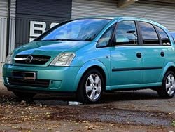 Grön Begagnad 2004 Opel Meriva Minibuss | 29 900 kr (Dyr)