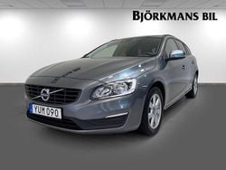 Grå Begagnad 2017 Volvo V60 Kinetic Kombi | 179 900 kr (Bra pris)