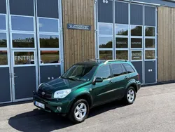 Mörkgrön Begagnad 2003 Toyota RAV4 SUV | 54 900 kr (Marknadspris)