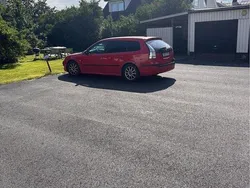 Röd Begagnad 2006 Saab 9-3 Linear Kombi | 15 000 kr (Marknadspris)