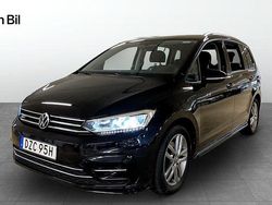 Svart Begagnad 2021 VW Touran R-line Minibuss | 339 800 kr (Marknadspris)
