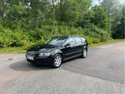 Svart Begagnad 2006 Volvo V50 Kombi | 26 000 kr (Marknadspris)