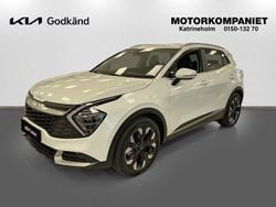 Vit (deluxe white metallic) Begagnad 2023 Kia Sportage Advance SUV | 399 900 kr (Marknadspris)