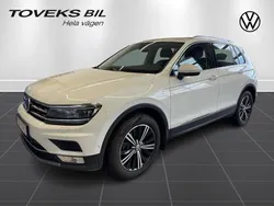 Vit (pure white) Begagnad 2017 VW Tiguan Executive SUV | 245 000 kr (Marknadspris)