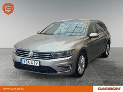 Silver Begagnad 2016 VW Passat GTE Kombi | 139 900 kr (Marknadspris)