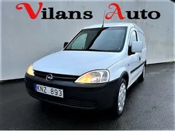 Vit Begagnad 2010 Opel Combo Minibuss | 27 900 kr