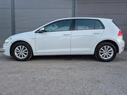 Vit Begagnad 2017 VW e-Golf Halvkombi | 163 900 kr (Marknadspris)