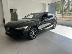 Svart Ny 2025 Volvo V60 Plus Kombi | 554 000 kr (Lite dyr)